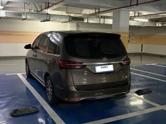 Buick GL8 2023 Land Business Class Comfort Edition - ფოტო 9