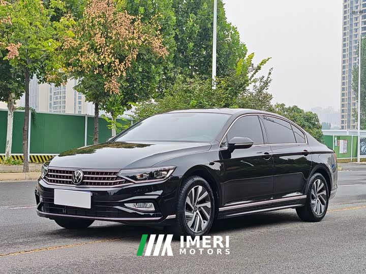 Volkswagen Magotan 2023 2 Million Units Anniversary Edition 280TSI DSG Comfort - ავტომობილი ჩინეთიდან