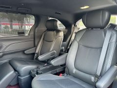 Toyota Sienna 2024 2.5L Hybrid AWD Premium - ფოტო 17