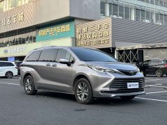 Toyota Sienna 2024 2.5L Hybrid AWD Premium - ფოტო 3