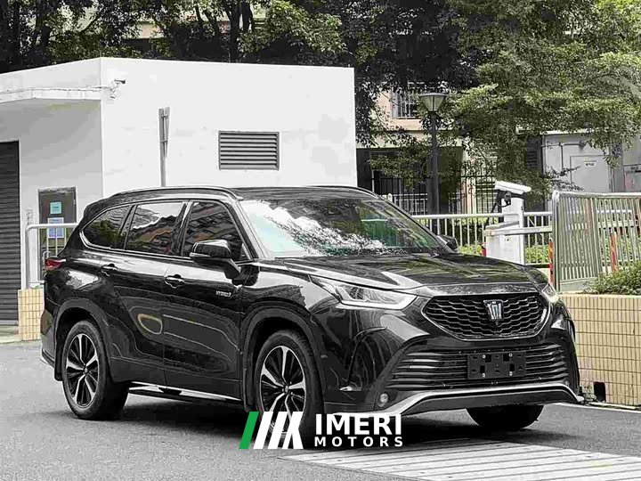 Toyota Crown Land Cruiser Crown Venza 2.5L HEV AWD Premier - ავტომობილი ჩინეთიდან