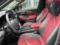 Toyota Crown Land Cruiser Crown Venza 2.5L HEV AWD Premier - ფოტო 6