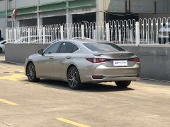 Lexus ES 2021 300h Premium Edition - ფოტო 7