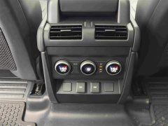 Land Rover Defender 110 3.0T P400 Dark Edition - ფოტო 12