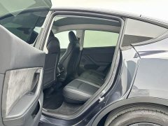 Tesla Model Y Rear-Wheel Drive - ფოტო 17