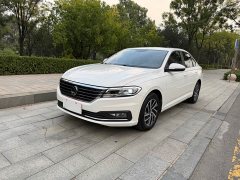 Volkswagen Lavida 1.5L Automatic Comfort - ფოტო 1