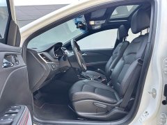 Chevrolet Cruze Mild Hybrid RS 330T Automatic Comfort Edition - фото 10