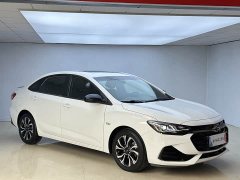 Chevrolet Cruze Mild Hybrid RS 330T Automatic Comfort Edition - фото 3