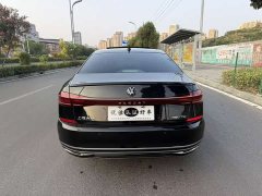 Volkswagen Passat 330TSI Elite - ფოტო 11