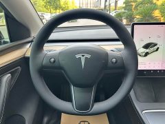 Tesla Model Y Standard Range RWD - ფოტო 19