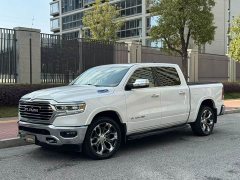 Ram Trucks 5.7L Automatic - ფოტო 1