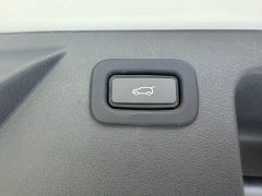 Land Rover Discovery Sport New Energy Facelift P300e Plug-in Hybrid Electric Version - ფოტო 11