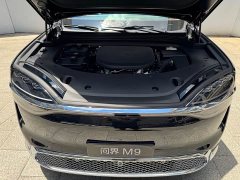 AITO M9 Extended Range Ultra 6-Seater - ფოტო 17