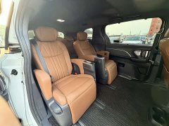 Toyota Sienna 2.5L Hybrid AWD Premium Edition - ფოტო 12