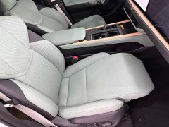 Lexus ES 300h - ფოტო 15