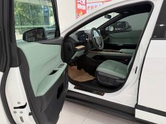 Lexus ES 300h - ფოტო 4