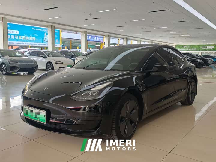 Tesla Model 3 Rear-Wheel Drive