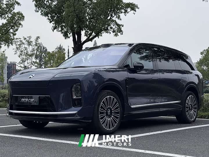 NIO ES8 Six-Seat Executive Luxury Edition