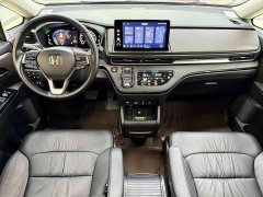 Honda Odyssey 2024 2.0L e:HEV Sharp Prestige Edition - ფოტო 3