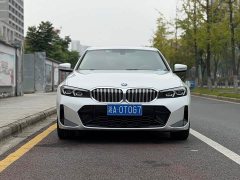 BMW 3 Series 2024 320i M Sport Package - ფოტო 2