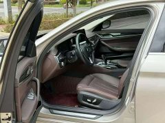 BMW 5 Series 525Li Luxury Package - ფოტო 8