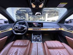 BMW i7 2023 eDrive50L Luxury Enjoyment Package - ფოტო 16