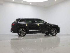 Audi Q7 55 TFSI quattro S line Sport - ფოტო 7