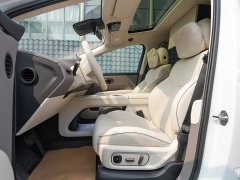 Li Auto i8 Standard Edition - ფოტო 13