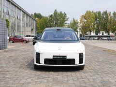 Li Auto i8 Standard Edition - ფოტო 2