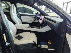 Tesla Model Y L Long Range All-Wheel Drive - ფოტო 11