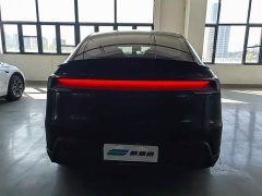 Tesla Model Y L Long Range All-Wheel Drive - ფოტო 5