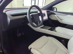 Tesla Model Y L Long Range All-Wheel Drive - ფოტო 7
