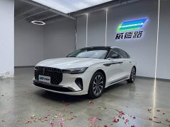 Lincoln Z 2025 2.0T Premier - ფოტო 1