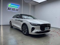 Lincoln Z 2025 2.0T Premier - ფოტო 3