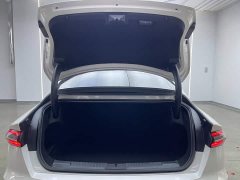 Lincoln Z 2025 2.0T Premier - ფოტო 9