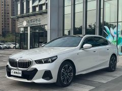 BMW 5 Series 2025 525Li M Sport Package - ფოტო 1