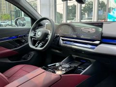 BMW 5 Series 2025 525Li M Sport Package - ფოტო 14