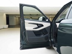 Land Rover Range Rover Evoque 2022 Evoque L 249PS R-Dynamic HSE Luxury Edition - ფოტო 15