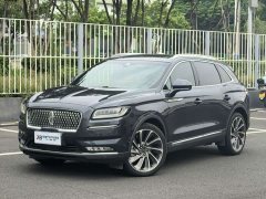 Lincoln Explorer 2.7T AWD Prestige - ფოტო 1