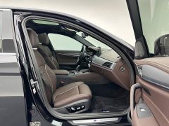 BMW 5 Series 530Li Luxury M Sport Package - ფოტო 18