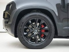 Land Rover Defender 110 3.0T P400 Dark Edition - ფოტო 15