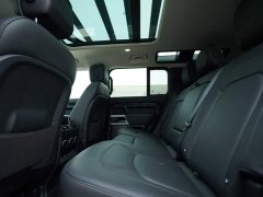 Land Rover Defender 110 3.0T P400 Dark Edition - ფოტო 20