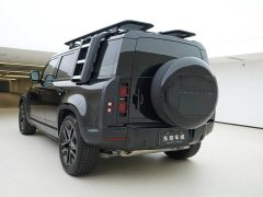 Land Rover Defender 110 3.0T P400 Dark Edition - ფოტო 4