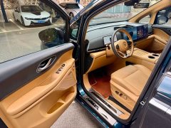 Voyah Lantu Dreamchaser PHEV AWD Excellence Kunpeng Edition - ფოტო 8