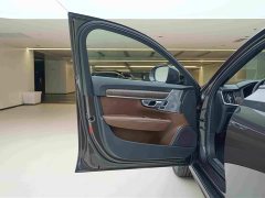 Volvo V90 Cross Country B5 AWD Inscription - ფოტო 16