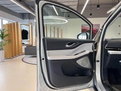 Avatr Dream Car PHEV AWD Flagship Qiankun Edition - ფოტო 7
