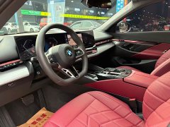 BMW 5 Series 2025 525Li M Sport Package - ფოტო 4
