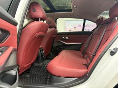 BMW 3 Series 320Li M Sport Package - ფოტო 11