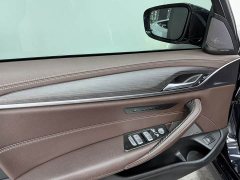BMW 5 Series Facelift 530Li Luxury M Sport Package - ფოტო 14