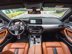 BMW M5 - ფოტო 8